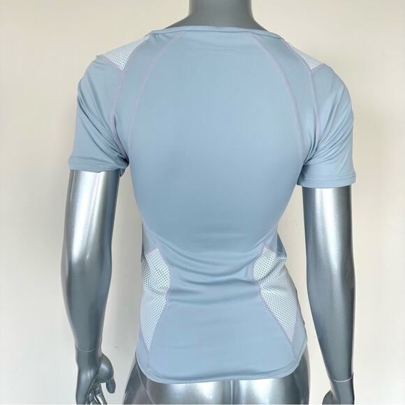 Lacoste women T-shirt size XS NWT!!! - Picture 3 of 5